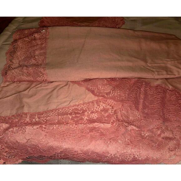 Vintage 1980s Mauve Pink Percale Lace Edge Table Cloth 6 Matching Napkin Set - Picture 4 of 9